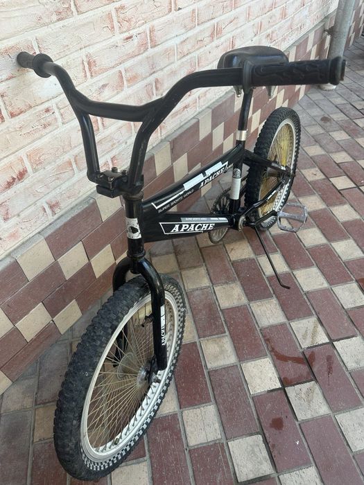 BMX продается велосипед.