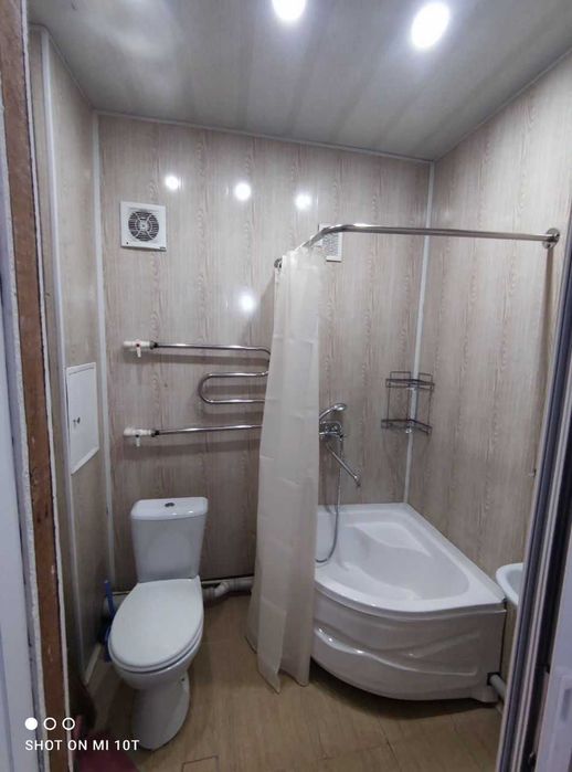 Продается квартира, 2/4/4, 50 м2, Уч Кахрамон, махаля Дархон, ЮАбад