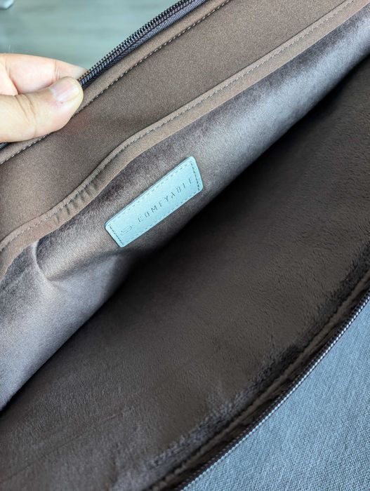 Husă din piele premium pentru Laptop Comfyable pentru MacBook Pro de 16 inci și Air de 15 inci – Maro Inchis