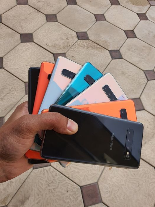 Samsung Galaxy S10 Plus DUOS. OzU 8/128 GB joyi. Garantya beriladi.