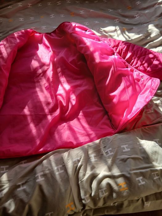 Продаётся куртка ОТ PINK ISLAND.