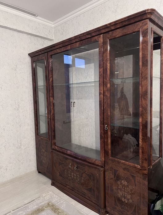 Комод, Шкаф можем и продать по отдельностью