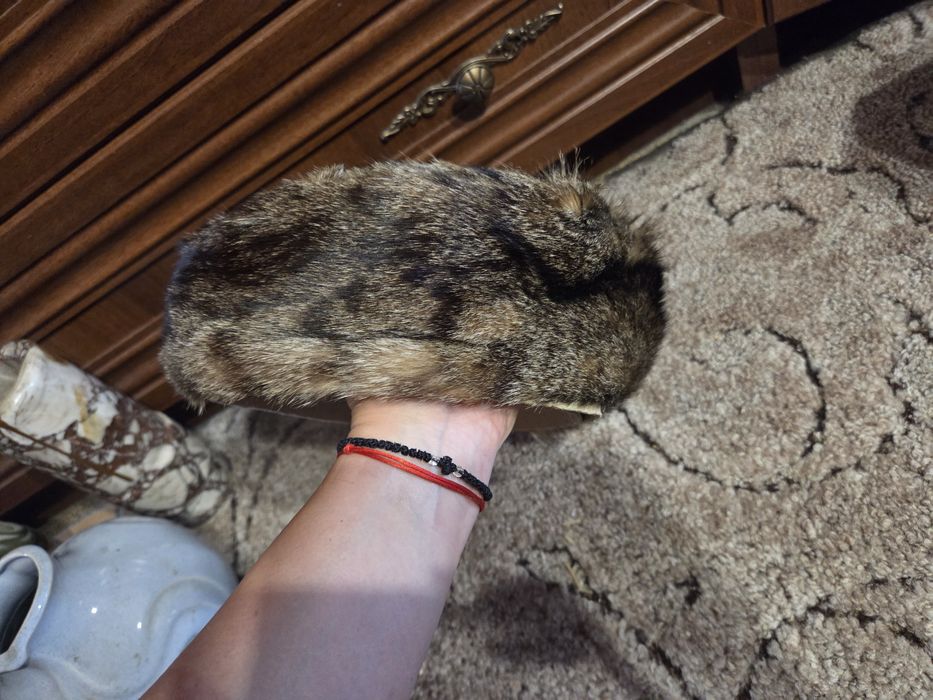 Ретро Дамска Шапка от Естествен косъм