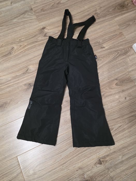 Haine de iarna +încălțăminte 
Cizmele roz îmblănite 25 cm-20 ron
Cizme