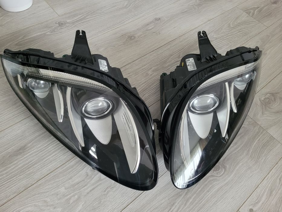 Far stanga dreapta  bi xenon adaptive cornering Jaguar XKR originale