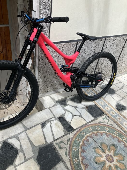 Specialized demo 8