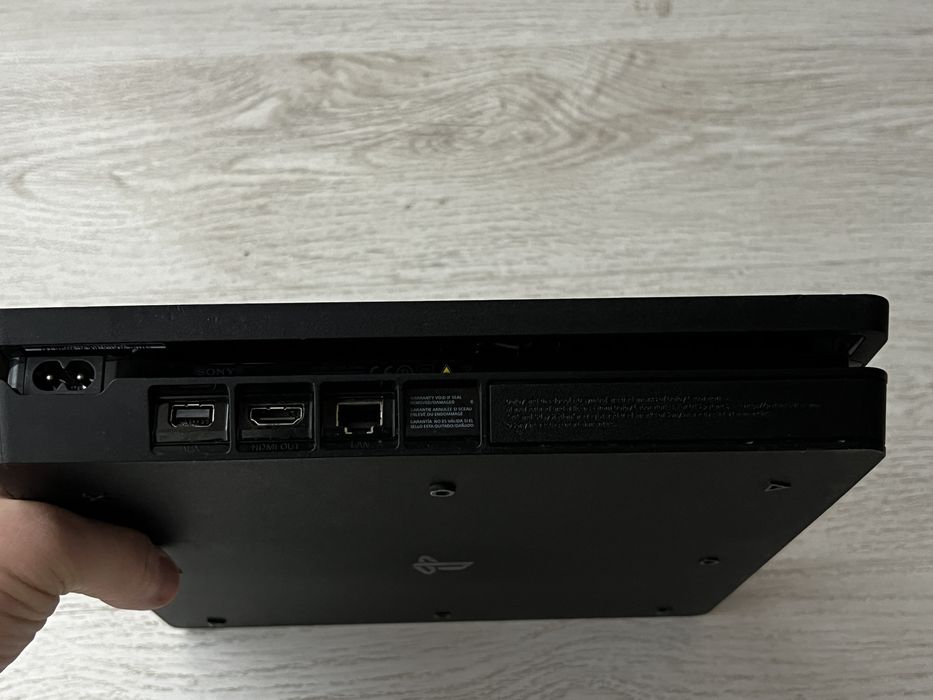 Consola Sony PS4 slim   , 500Gb comtroller original