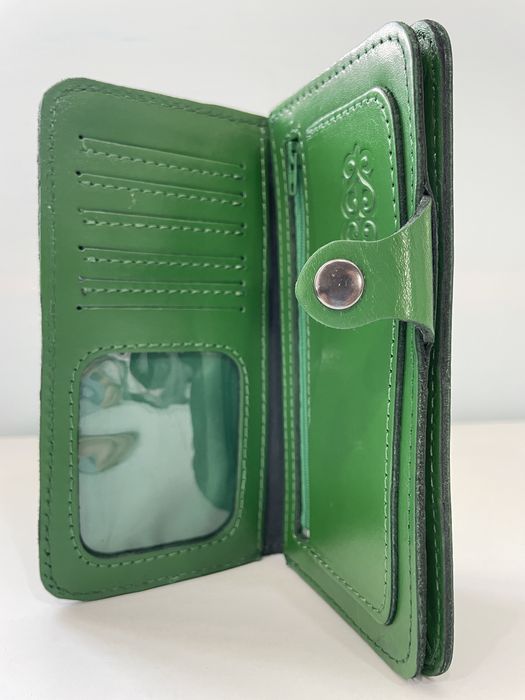 Кожаный женский кошелек