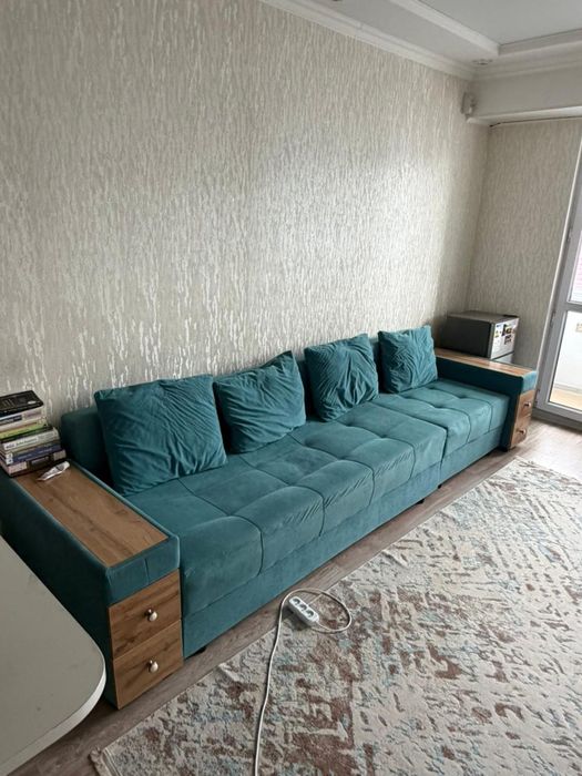 Продам диван в хорошем состоянии