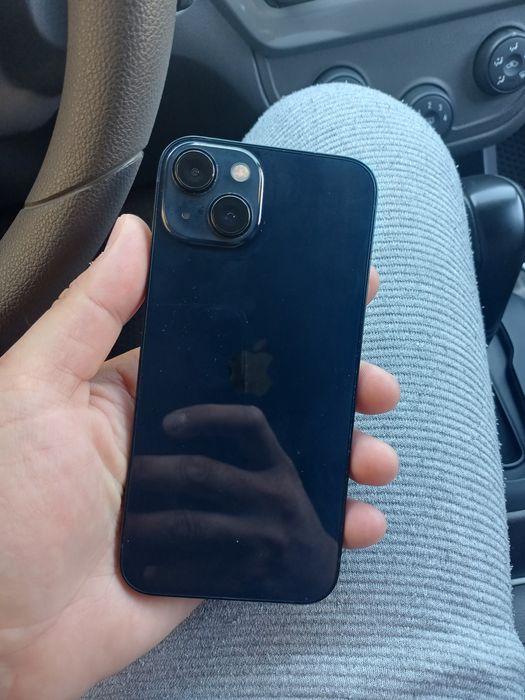 Продам Iphone 13 128gb 5G