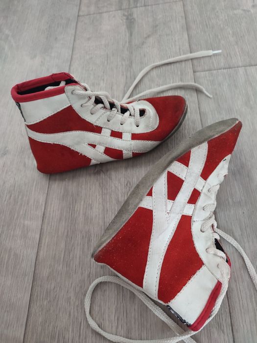 Форма для борьбы. Күреске арналған