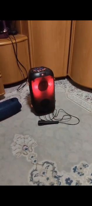 Продам блютуз колонки
