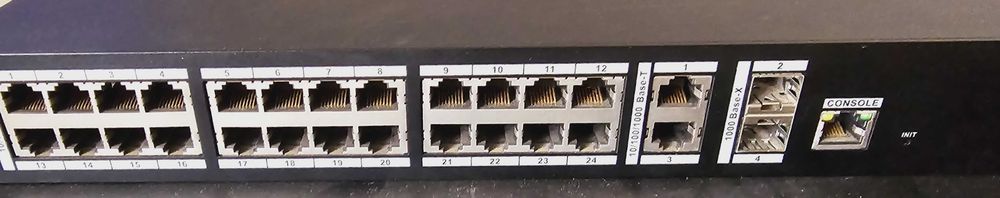 Switch Dahua PoE industrial 24 canale DH-PFS4228-24P-370