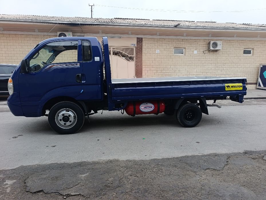 KIA bongo sotiladi 1200 kg