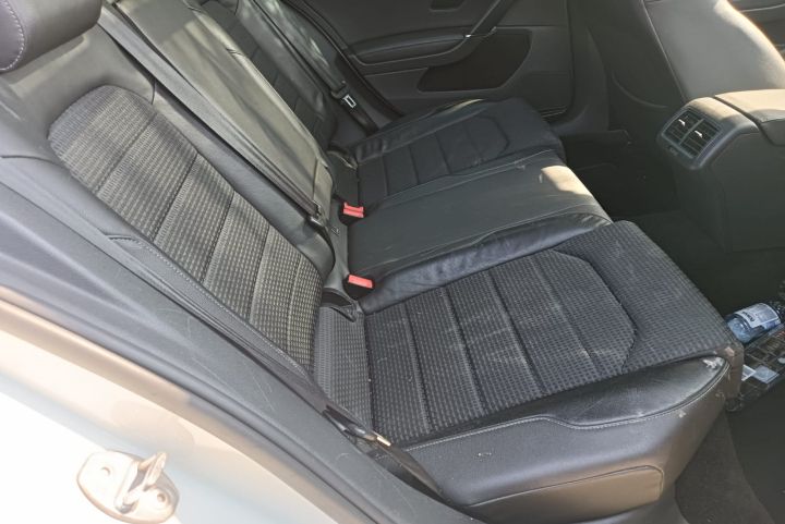 Fuzeta fata dreapta Volkswagen VW Golf a 7-a generatie