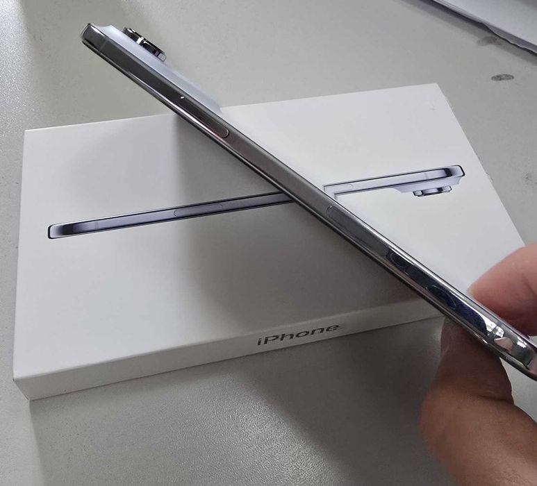 Apple iPhone Air 256GB! Нов! Гаранция до 20.03.2028г.