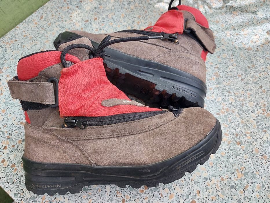 Треккинговые ботинки