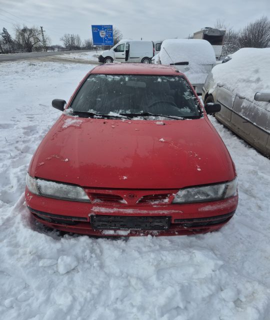 Bara fata Nissan Almera N15 (facelift)