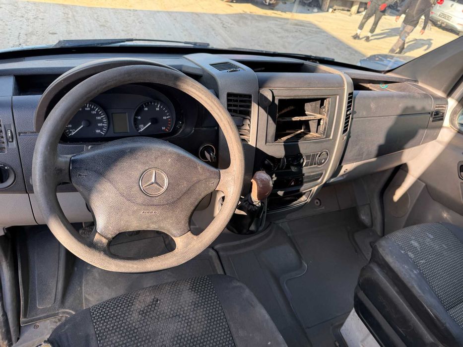 Dezmembrez Sprinter 906 Euro 4 2.2 CDI 130 cai BiTurbo