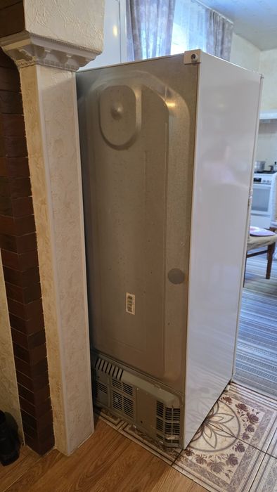 Холодильник LG двухкамерный