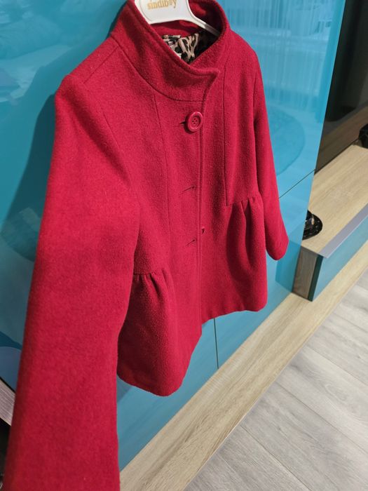 Paltonaș fete 5-6 ani Rosu