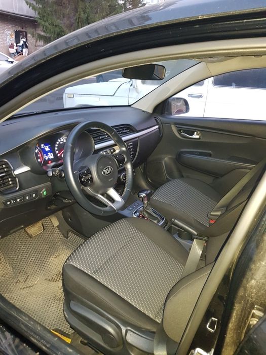 Продам Kia Rio 2020г