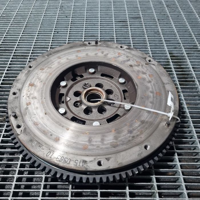 Volanta masa dubla Nissan Pathfinder 2.5 Diesel D40 2004 - 2010 174CP Manuala 6 Trepte ...