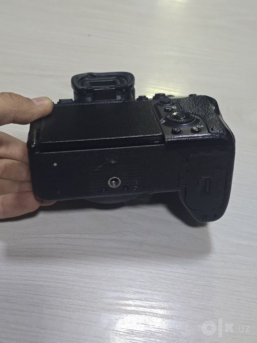 Sony s3 body holati zor 1600$