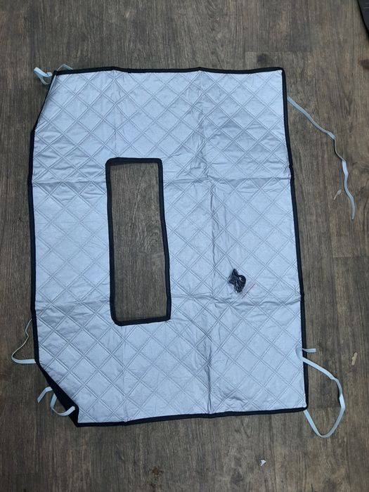 Утеплитель ветрового стекла.