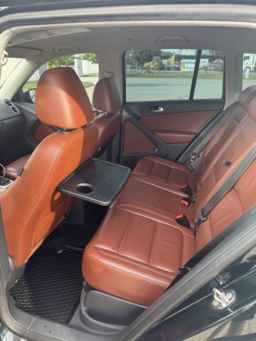 Volkswagwn Tiguan 4x4(cut. Automata)