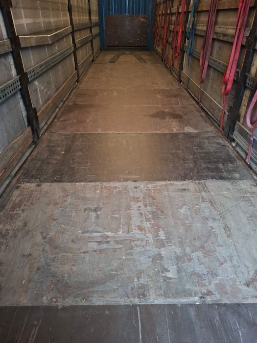 Vând semiremorca Krone mega