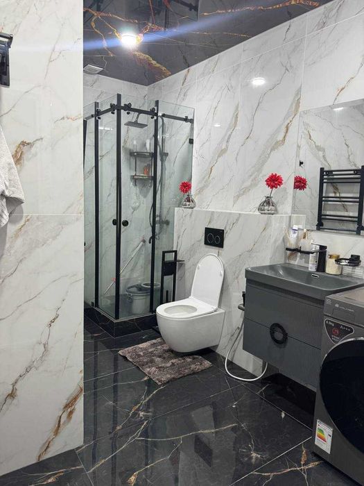 4-комнатная в ЖК «New Life Yashnаbad» балкон вид на улицу ID: 5916