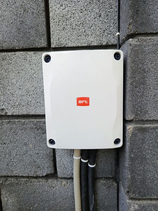 Автоматика для ворот . Видеодомофония.