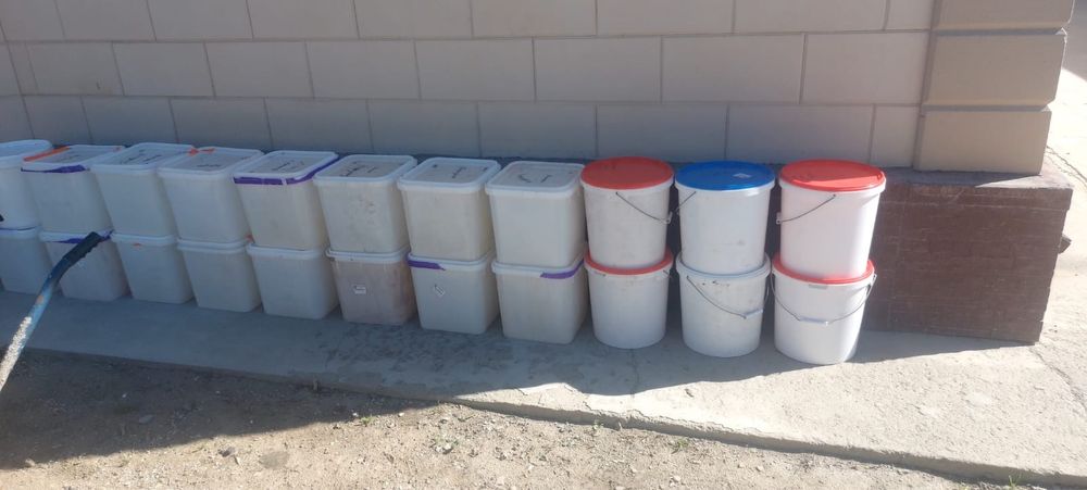 Пластиковые вёдра с крышкой