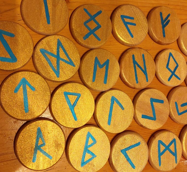 Ръчно изработен комплект руни – Стар Футарк (24 символа)