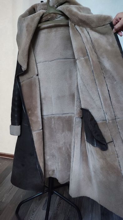 Продам дублёнку женскую.