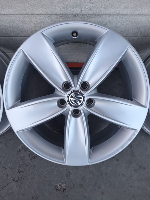 Оригинални джанти за ФОЛКСВАГЕН VW AUDI SEAT SKODA R17 5x100 ET46 7J