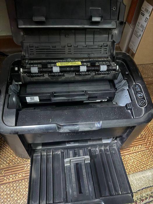 Принтер — это Samsung ML-2160 Series, чёрно-белый