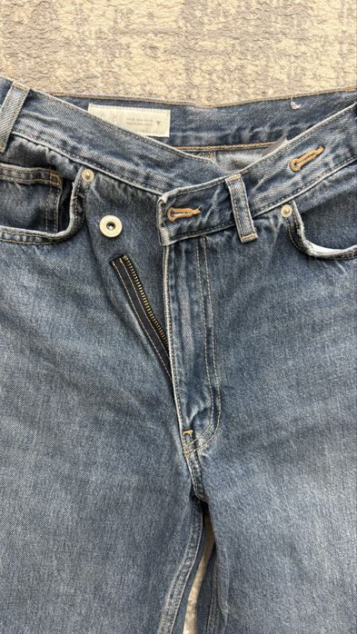 Джинсы Zara, Stradivarius