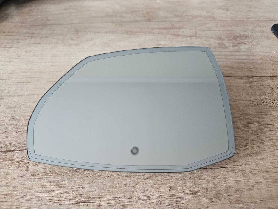 Стъкла за огледала Audi Q7 4M (2016-2024) Q5 (2016-2024) с бленда