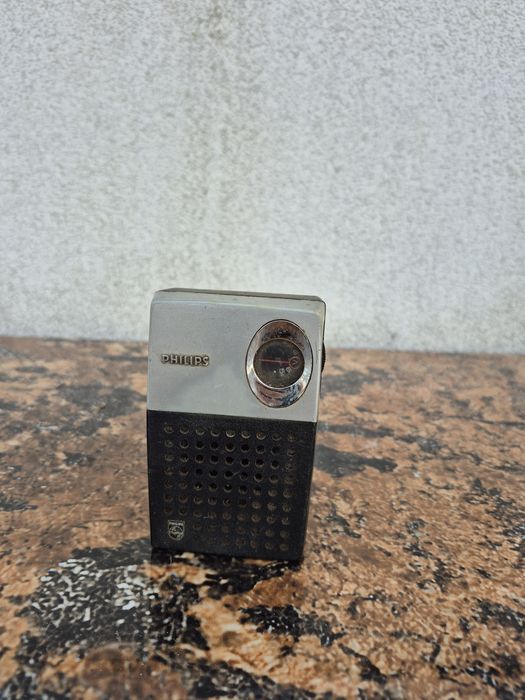 Vând Radio marca Philips model portabil,made in Holland