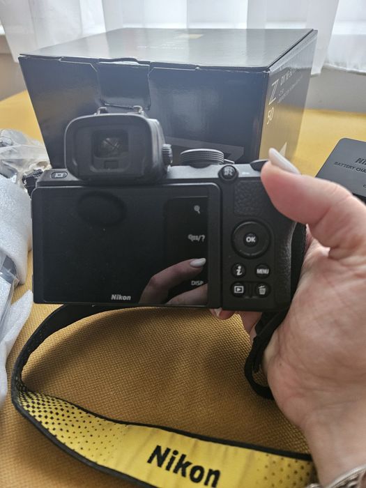 Фотоапарат Nikon Z50 + Обектив Nikkor Z DX 16-50 mm f/3.5-6.3 VR