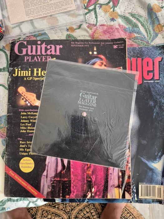 Продавам един лот Удсток 1969 Джими Хендрикс и грамофонни плочи