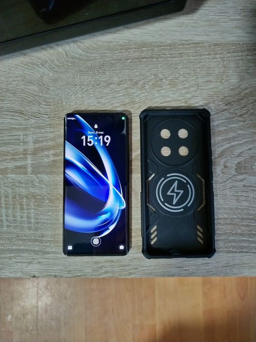 Vând honor magic 7