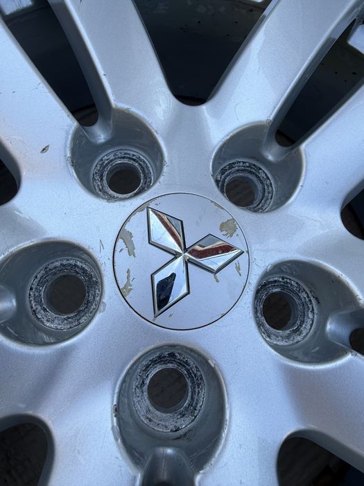 Оригинални алуминиеви джанти Mitsubishi 17” 5x114.3 7J ET46