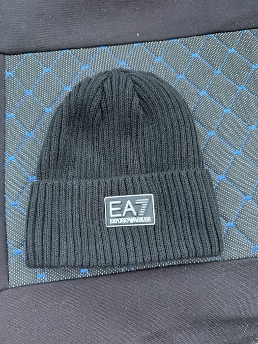 Set 3 caciuli  pentru sezon