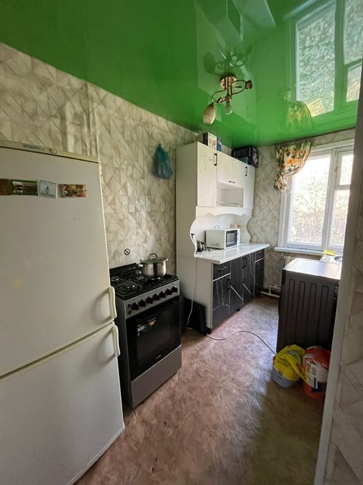 Продам 2 комнатную квартиру