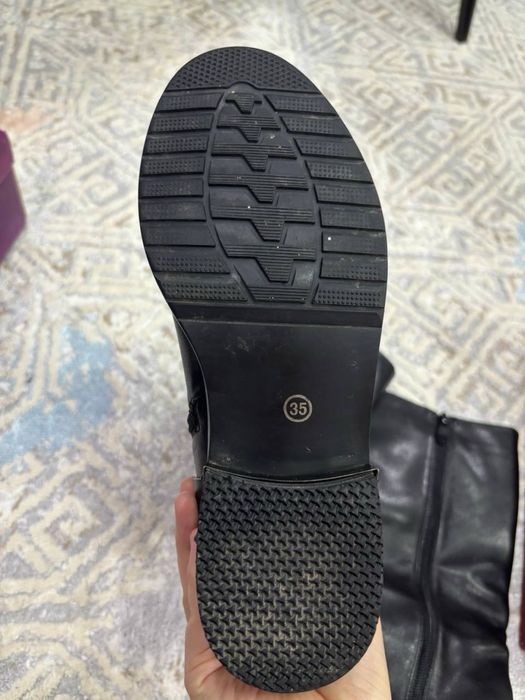 Зимние сапоги продам