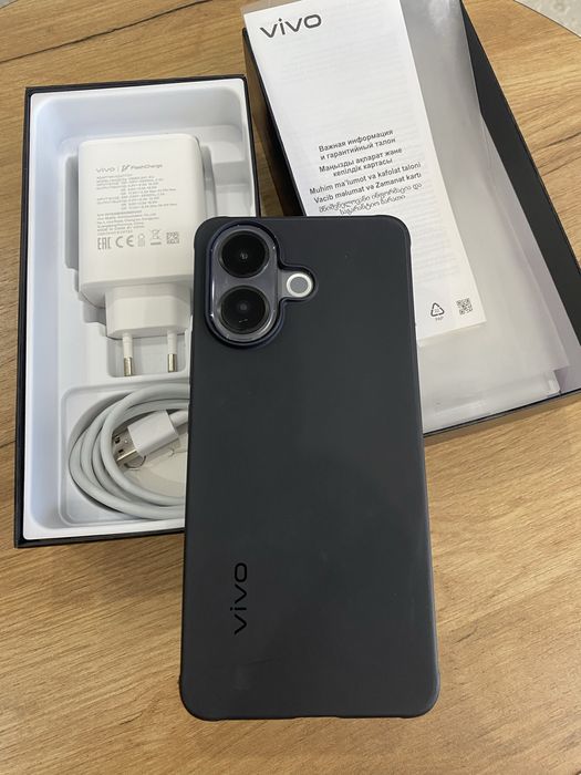 Продаю смартфон VIVO V 60 Lite