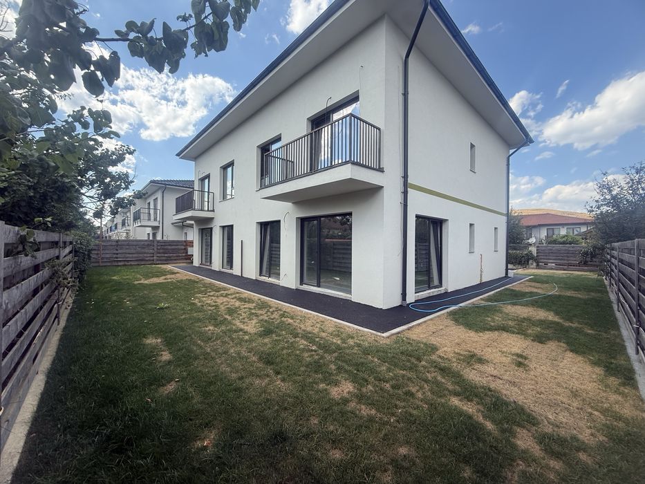 Duplex de vanzare Floresti